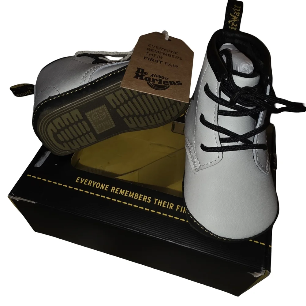 Dr. Martens 1460 Crib Baby Boots - White Size 3 Brand NEW in Box